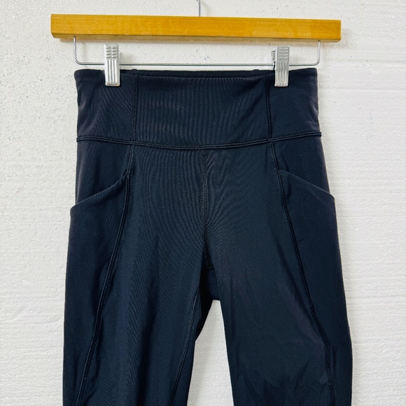 Lululemon Time To Sweat Crop Leggings Womens Size 4 Black Performance Activewear - Picture 5 of 8